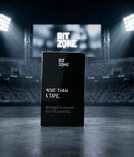 Cutia Lock In Tape pe stadion, sub reflectoare